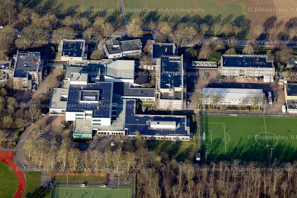 Luftbild Neukirchen-Vluyn-8819 | Luftbildfotografie Schulgebäude des Schulzentrums an der Tersteegenstraße in Neukirchen-Vluyn im Bundesland Nordrhein-Westfalen, Deutschland - Realized with Pictrs.com