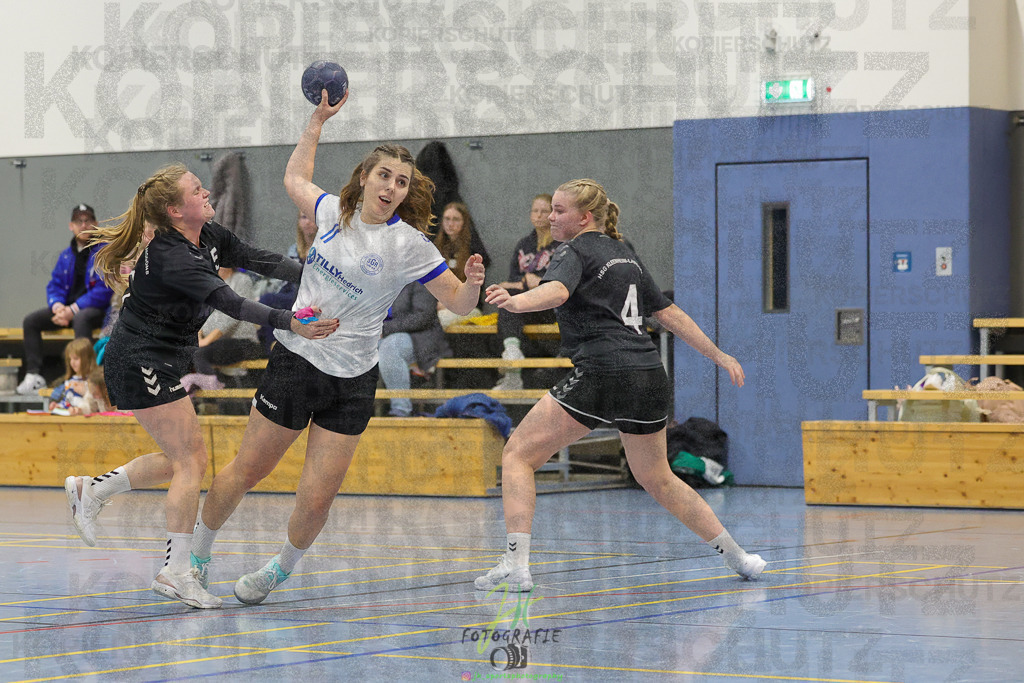 Frauen 2. Bezirksklasse, SG Rechtenbach - HSG Kleenheim/Langgöns III | Frauen 2. Bezirksklasse, SG Rechtenbach - HSG Kleenheim/Langgöns III am 16.11.2024 in Rechtenbach (Sporthalle Rechtenbach)Photo © 2024 - Jörg Heinrich - Realisiert mit Pictrs.com