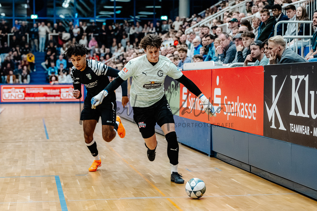 47. Stadtmeisterschaften im Hallenfußball 2025, Endrunde | Stadtmeisterschaften im Hallenfußball 2025, Endrunde, Sporthalle Berg Fidel in Münster. Foto: sportfotografie.ms | Markus Paletta - Realisiert mit Pictrs.com