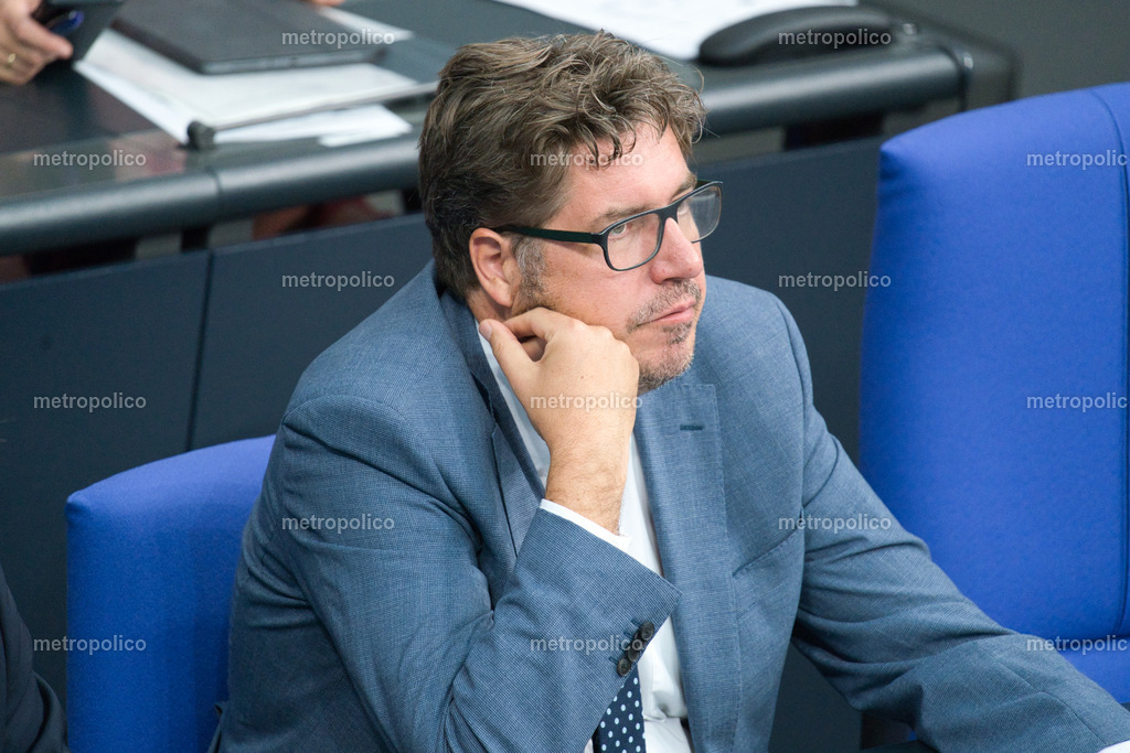 Michael Kellner (3) | Metropolico