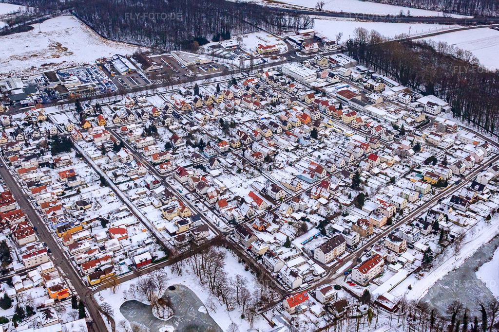 Luftbild: Siedlung Gartenstadt Im Winter bei Schnee in Kandel im Bundesland Rheinland-Pfalz in Deutschland. Foto: IMG_23505.jpg vom 16.01.2010 durch Werner Riehm/FLY-FOTO.de