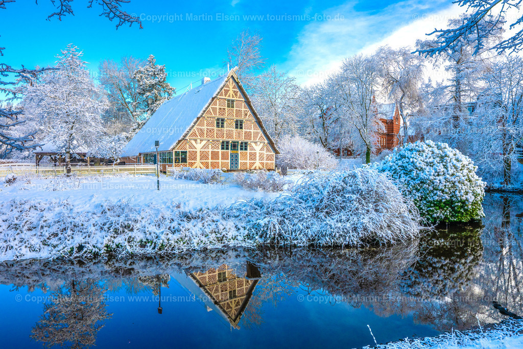 Stade Museumsinsel Altstadt Winter Schnee_ELS_2084030126 | Fotos aus den Touristenorten aus Norddeutschland. - Realisiert mit Pictrs.com