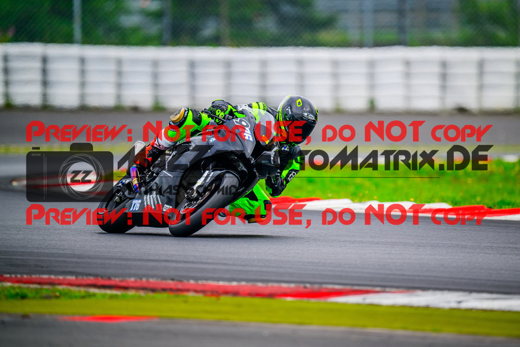 MaZZes_FotoMatrix_240804_6007705_8108 | Fotograf Mathias Schmid
Sportfotograf,
Eventfotograf,
Hochzeitsfotograf,
Portraitfotograf