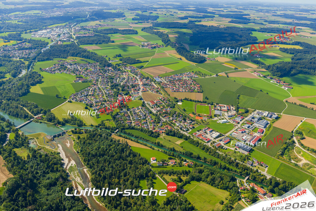 Luftaufnahme von  Tacherting - Die Luftaufnahme wurde 2025 vom UL-Flugzeug heraus erstellt ( keine Drohne ) - Hochauflösende Luftaufnahme - für professionelle Ausdrucke geeignet. Die Geschenkidee !Mit Lizenz und Bildrechte bestellbar