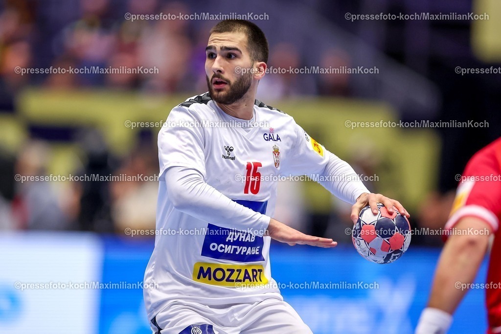 EHF19012601047 | 19.01.2026, Handball, Men's EHF EURO 2026, Österreich - Serbien, Jyske Bank Boxen in Herning, Dänemark, Preliminary Round:  Uros Kojadinovic (Serbien #15) 