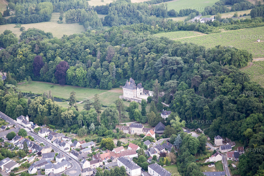 Luftbild: Ortsansicht in Pocé-sur-Cisse im Bundesland Indre-et-Loire in Frankreich. Foto: IMG_082303.jpg vom 20.06.2015 durch Werner Riehm/FLY-FOTO.de