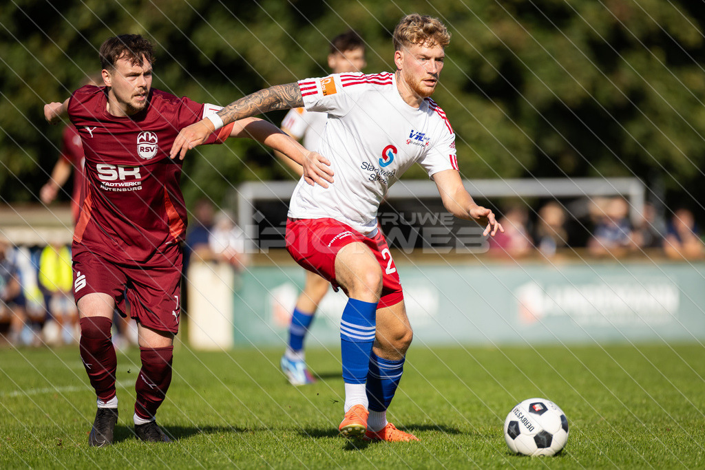 20250928_Picselweb-Fotografie_1R3_1409 | Spielszenen aus dem Spiel VfL Güldenstern Stade - Rotenburger SV. Ergebnis 0:3 - Realisiert mit Pictrs.com