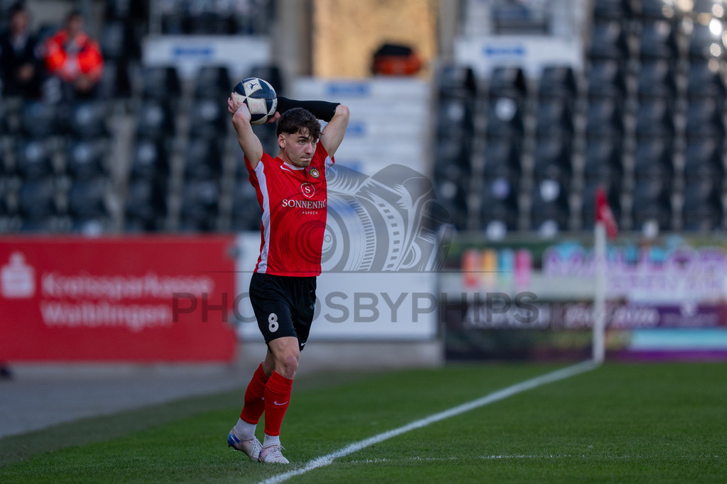 SG Sonnenhof Großaspach vs. KSV Hessen Kassel, Fussball, Regionalliga Südwest, 23. Spieltag, Saison 2025/2026, 07.03.2026 | Elias Rahn (SG Sonnenhof Großaspach, #08),SG Sonnenhof Großaspach vs. KSV Hessen Kassel, Fussball, Regionalliga Südwest, 23. Spieltag, Saison 2025/2026, 07.03.2026Foto: photosbyphips/Philip Ziegler