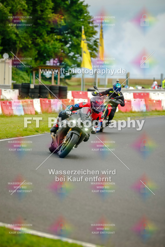 VBK-4438 | Hier findet Ihr Bilder von Touristenfahrten auf der Nürburgring Nordschleife oder von anderen Veranstaltungen die ich besucht habe. Viel Spass beim Durch Schauen 