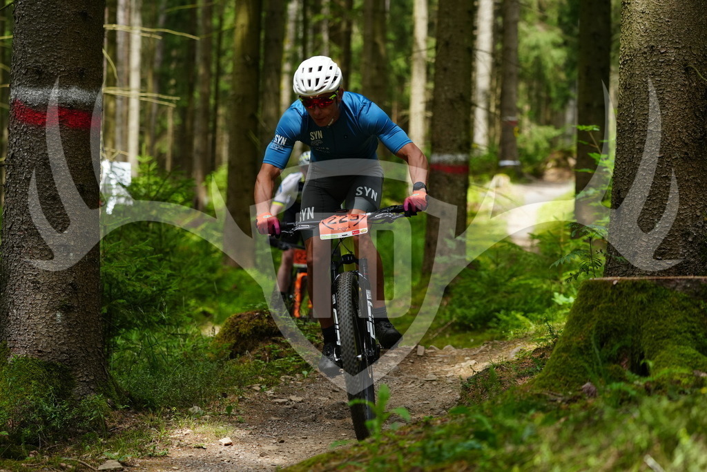 FC100318 | Fotogalerie der Treibjagd im Dunkelwald - Dein MTB Etappenrennen im Erzgebirge - Realisiert mit Pictrs.com