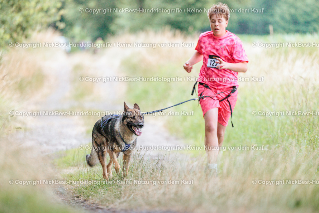 THS-Quakenbrück-2026-Nickbest-Hundefotografie-0170 | Dein Hund! Dein Moment! Deine Erinnerungen! Hundefotografie in Bremen Blumenthal. Ich fange die besonderen Momente deines Vierbeiners ein – ob Indoor mit Blitzanlage oder in der freien Natur. Sicher dir dein Moment und dein Termin für eure Erinnerungen.