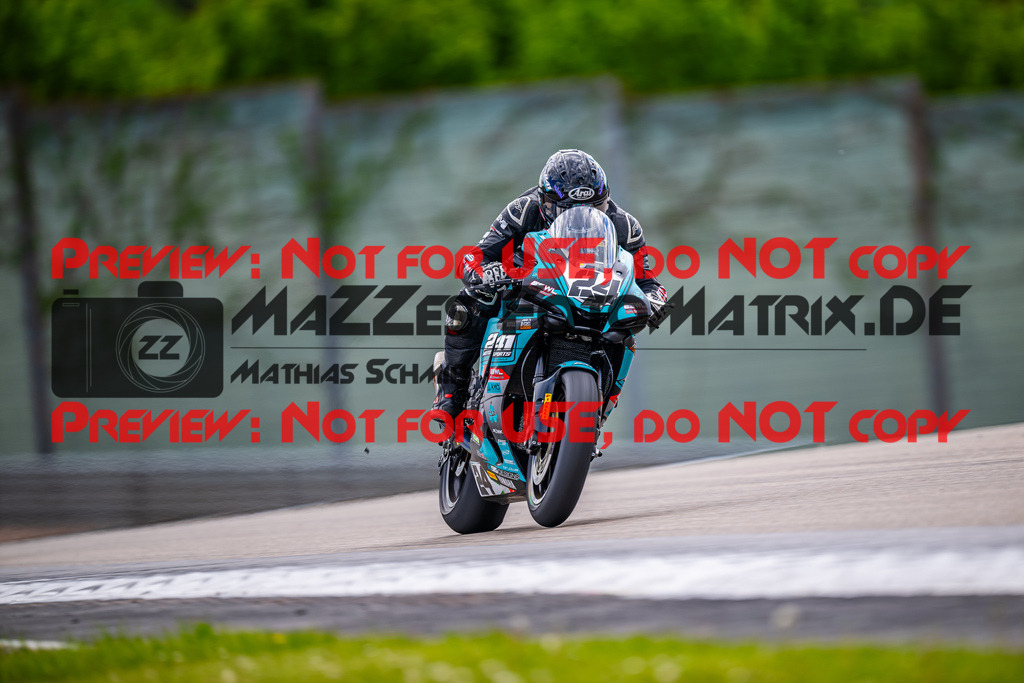 MaZZes_FotoMatrix_240505_6007705_2677 | STK1000