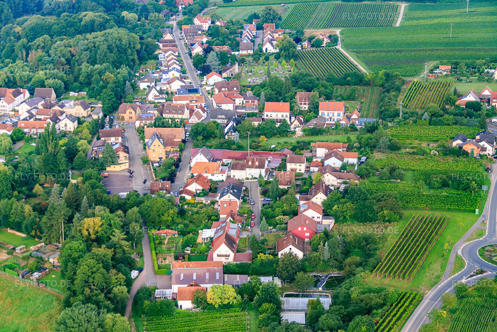 Luftbild: In d. Froschau im Ortsteil Ingenheim in Billigheim-Ingenheim im Bundesland Rheinland-Pfalz in Deutschland. Foto: IMG_092789.jpg vom 13.08.2016 durch Werner Riehm/FLY-FOTO.de
