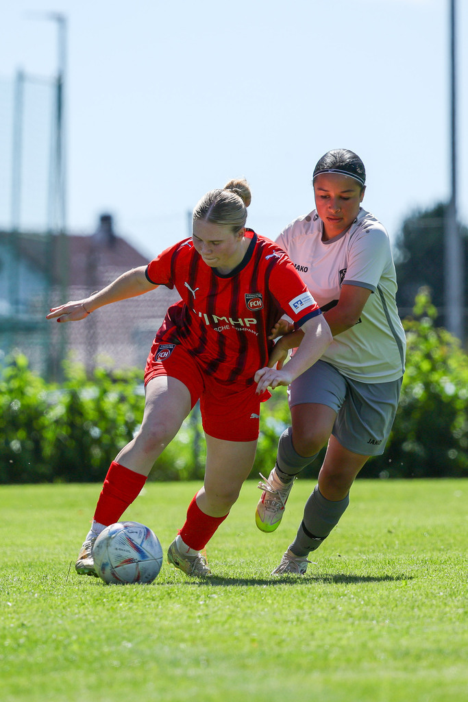 Fußball I FRAUEN I Saison 2025-2026 I Freundschaftsspiel I FC Loppenhausen - 1FC Heidenheim 1846 II I_250831_0897 | Fotopresso – Sportfotografie in Heidenheim & Umgebung. Professionelle Sportfotografie für unvergessliche Momente. Dynamische Action-Shots, emotionale Szenen & hochwertige Bilder. - Realisiert mit Pictrs.com