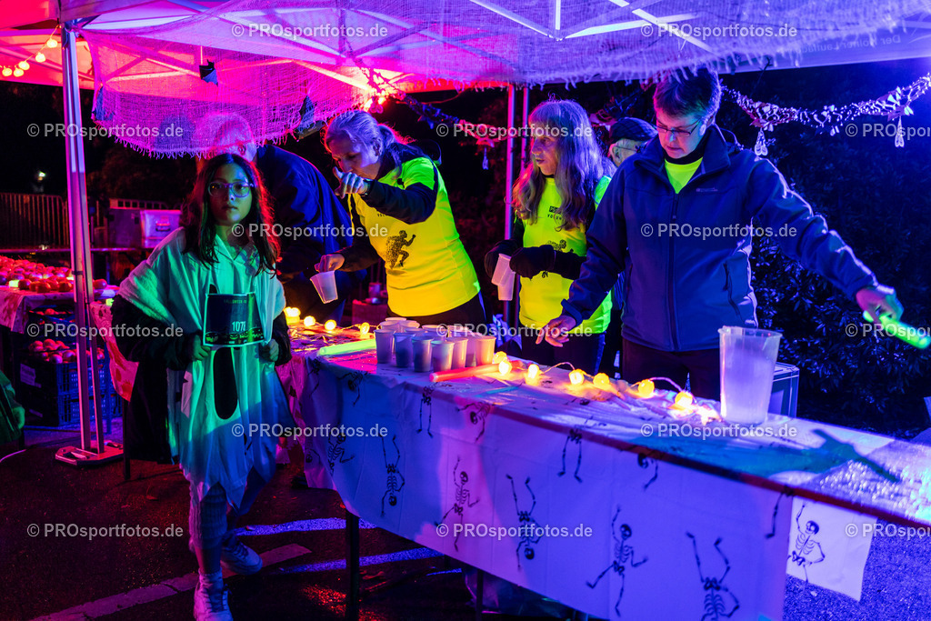 Sparda-Bank Halloween-Run Koeln 2023, 31.10.2023, Forstbotanischer Garten Rodenkirchen, Koeln | Impressionen vom Sparda-Bank Halloween-Run Koeln 2023, 31.10.2023, Forstbotanischer Garten Rodenkirchen, Koeln