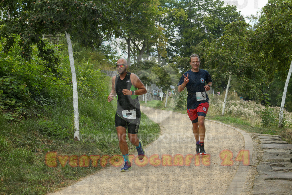 250824_1422_EX1_6007 | Sportfotografie im Rhein-Sieg Kreis, Köln, Bonn, NRW, Rheinland Pfalz, Hessen, etc. Unser Tätigkeitsfeld umfasst den Laufsport vom Volkslauf über den Marathon, Duathlon, Triathon bis zum Ultralauf wie Kölnpfad Ultra oder Schindertrail.