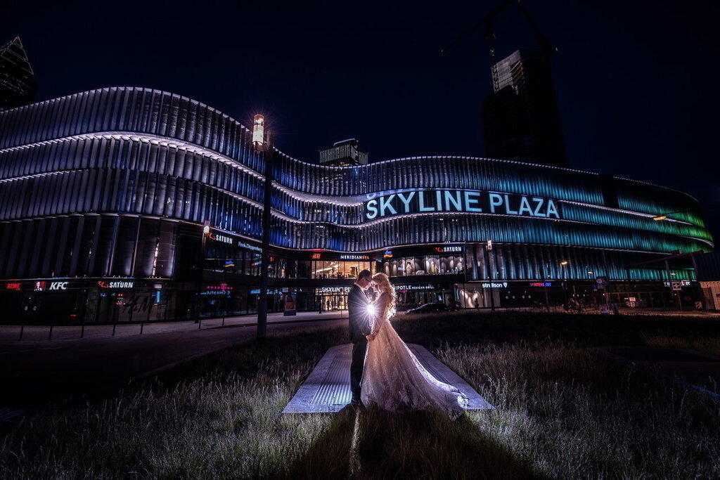 Hochzeit_Fotoshooting_033 | Mein Name ist Arkadius. Ich fotografiere Ihre Hochzeit in Frankfurt und im Umkreis von 200 km. Als Fotograf bin ich noch bekannt im Bereich Business- und Modefotografie.