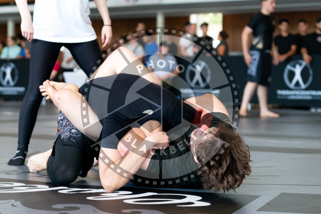20250628PBB6168 | Athletes compete during the ILLCS X, International Luta Livre Championship Summer Edition on June 28, 2025 in Hannover, Germany. © Chiara Dazi / photoblackbelt