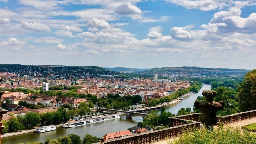_E9A1457 | Als Fotograf mit Fokus auf Landschaft, Architektur und atmosphärische Bildgestaltung präsentiere ich Ihnen hier ausgewählte Galerien die als hochwertige Fine-Art-Print Wandbilder bestellt werden können. - Realisiert mit Pictrs.com