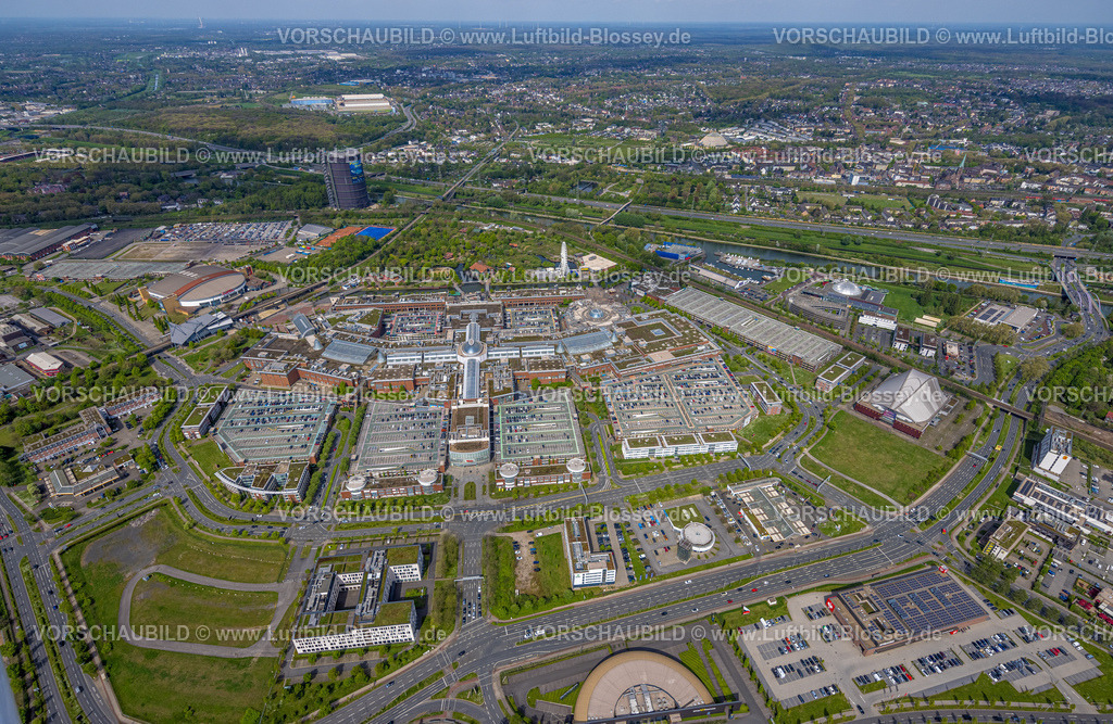 Oberhausen240401632 | Luftbild, Westfield Centro sternförmiges Einkaufszentrum, Gesamtansicht Neue Mitte mit Gasometer am Rhein-Herne-Kanal mit Fluss Emscher und Autobahn A42, Borbeck, Oberhausen, Ruhrgebiet, Nordrhein-Westfalen, Deutschland