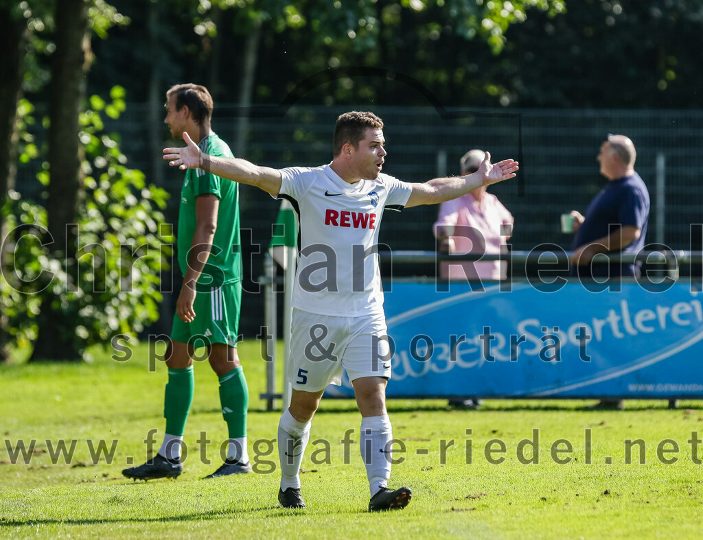 2023-09-10_005_SV_Eichenried_gegen_FC_Eitting | Eichenried, Deutschland, 10.09.2023:
Fußball, Kreisliga 2023 / 2024, 8. Spieltag, SV Eichenried gegen FC Eitting, Endergebnis: 1:2

Foto: Christian Riedel / fotografie-riedel.net