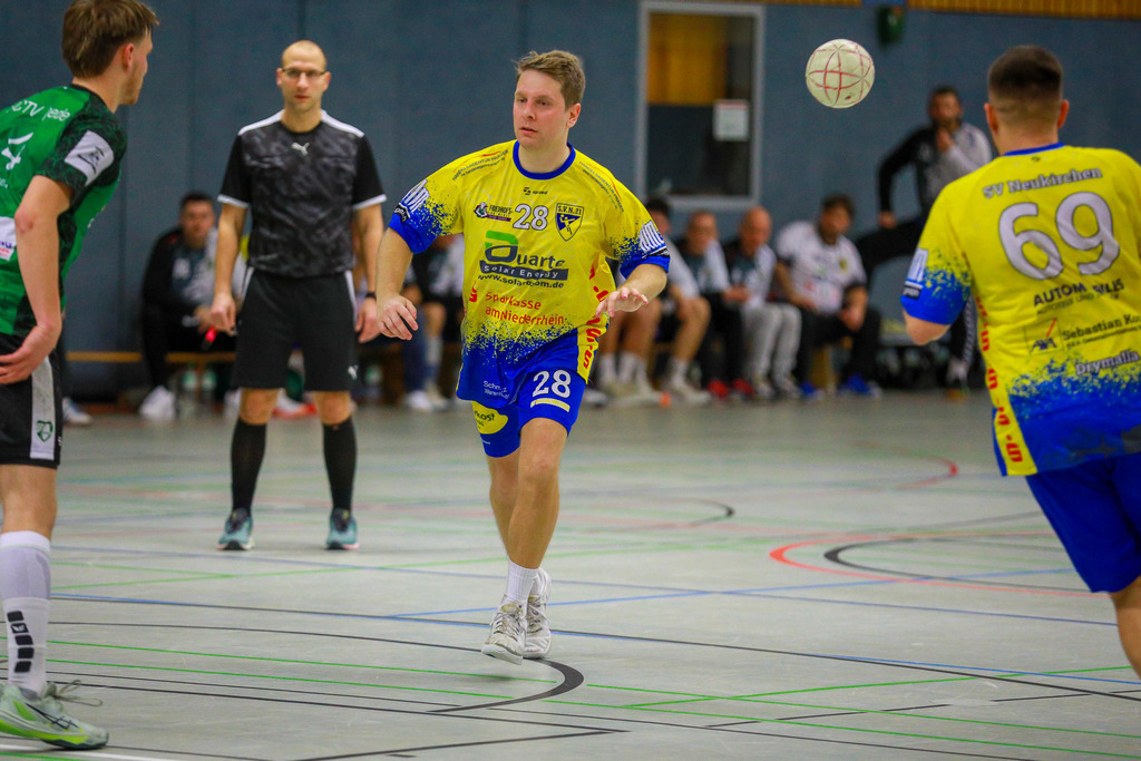 SVN_HcTvRhede_131225_139 | Bildergalerie von Sport-Ereignissen aber auch von weiteren spannenden Dingen - nicht nur vom Niederrhein. In Anlehnung an den bekannten Spruch von Hanns Dieter Hüsch heißt das Motto: "Niederrhein ist überall".  - Realisiert mit Pictrs.com