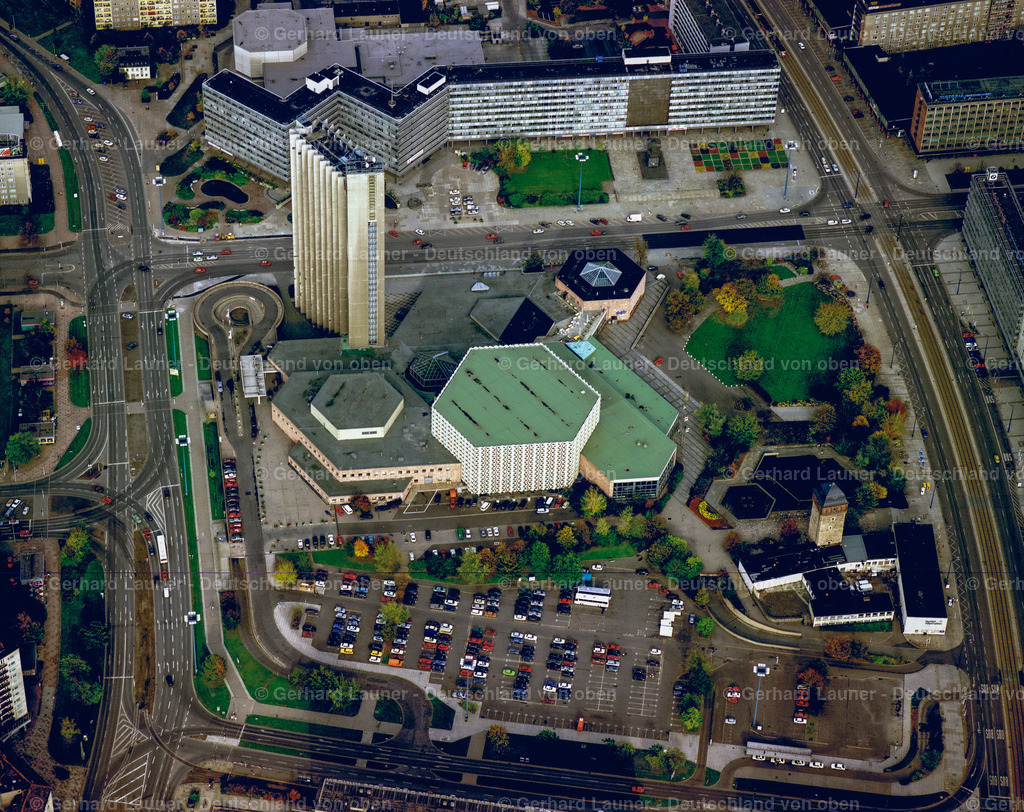 7001022 | Online-Shop für Luftbilder aus Deutschland. Seit über 45 Jahren baut Gerhard Launer das Luftbildarchiv mit unterschiedlichsten Themen stetig weiter aus.