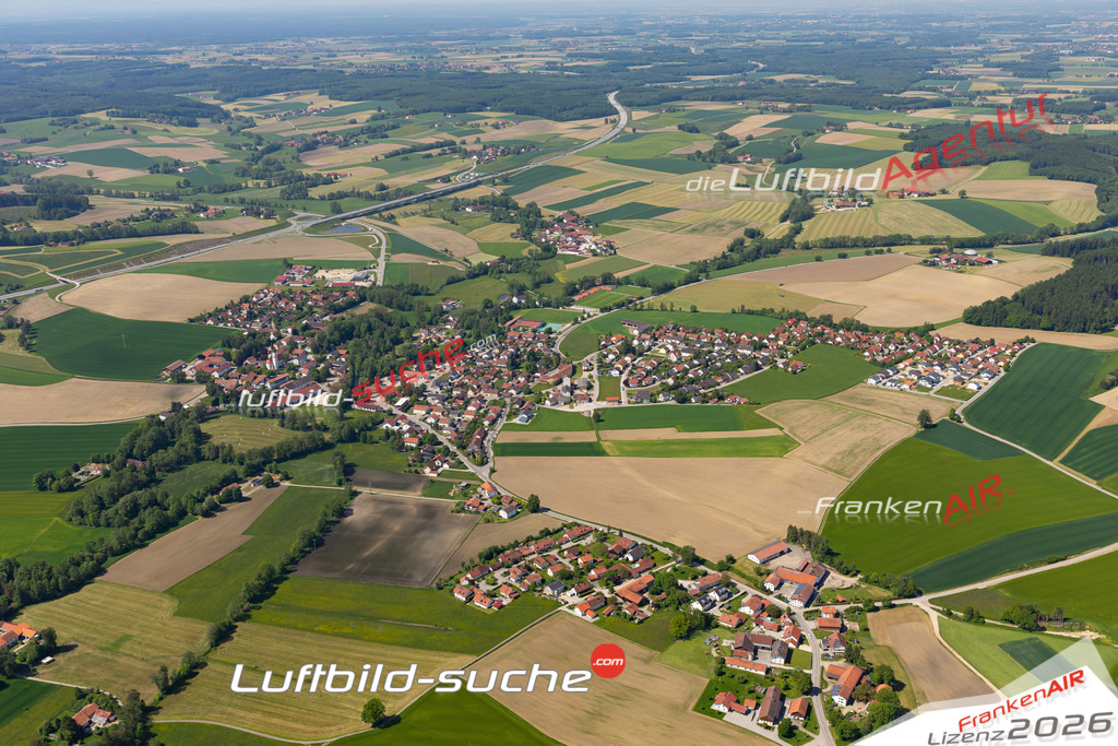 Aktuelles Luftbild von Brandlengdorf Lengdorf - Die Luftaufnahme wurde 2021 mittels UL-Flugzeug erstellt ( keine Drohne ) - hochauflösende Kamera-Systeme von  Canon -Beste Qualität - Für grossformatige Ausdrucke geeignet. Die Geschenkidee !