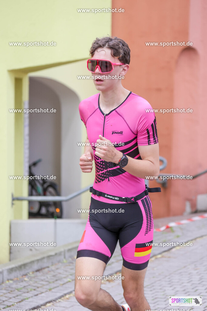 KSZ_9583 | Stadttriathlon Erding 2025. #yourpictrs #sportshot_your_pictrs @Sportshotphotography #stadttriathlonerding Copyright: www.sportshot.de