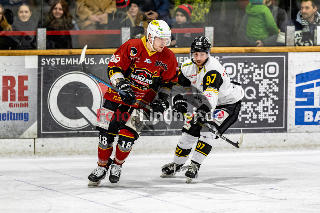 Bayernliga Eishockey Meisterrunde, TSV Peißenberg "Miners" gegen EA Schongau "Mammuts" am 3.3.23 in Peißenberg | Bayernliga Eishockey Meisterrunde, TSV Peißenberg "Miners" gegen EA Schongau "Mammuts" am 3.3.23 in Peißenberg