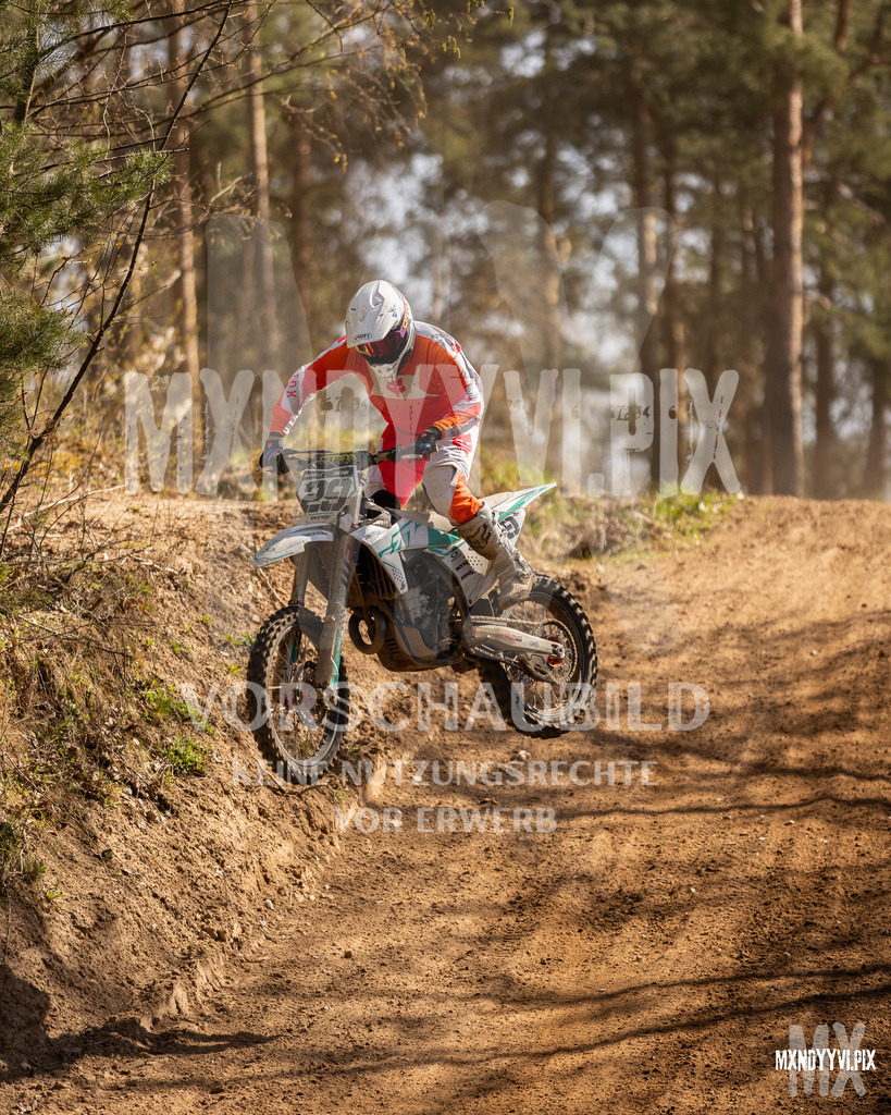 866A2888 | mxndyyvipix