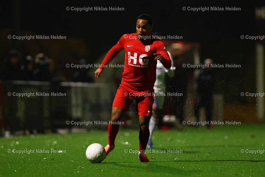 NH_EimsbüttelerTV_HEBC_OberligaHamburg_06122025 | #47 Jean de Chatrie Doegl (Eimsbütteler TV)Fußball I Herren I Gamesright Oberliga Hamburg I Saison 2025-2026  I 20. Spieltag I Eimsbütteler TV - HEBC I 06.12.2025 I Sportzentrum Hoheluft