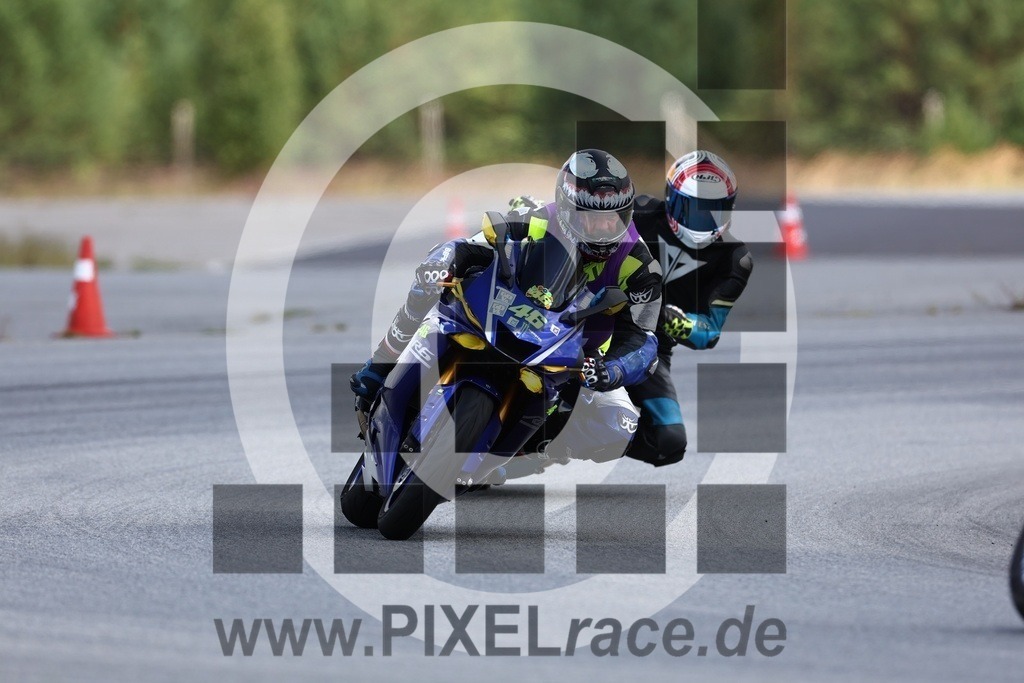 0011-20240805_01519 | Schöne Erinnerungen an spannende Momente - das festzuhalten ist unser Job. PIXELrace.de ist seit 2003 auf den Rennstrecken Europas unterwegs um die Action draußen beim Fahren und die wunderbare Stimmung imm Fahrerlager für euch einzufangen.