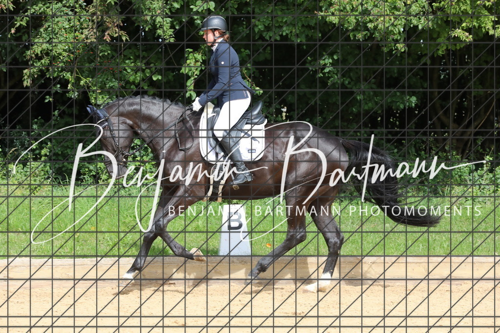 AZ2A2120 | Benjamin Bartmann Photomoments