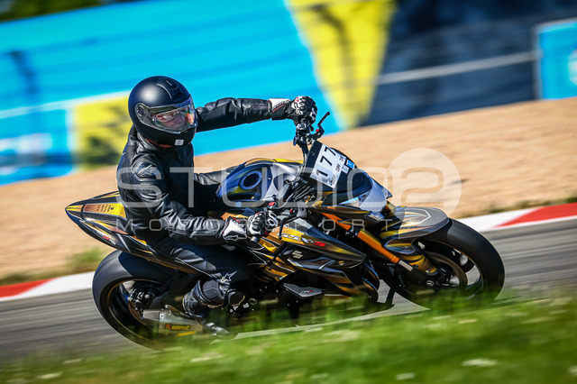 0177-260526NBR-010_177 | Deine Full-Service-Agentur für ✔️Videoproduktionen und ✔️Motorsportfotografie Jetzt Angebot anfragen!
