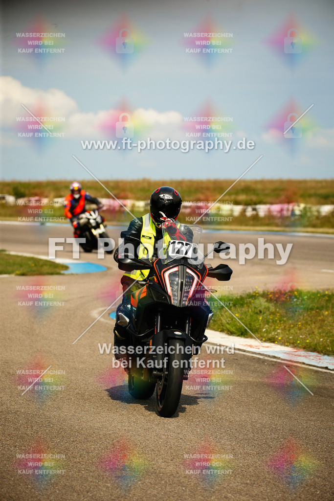 _MOT6265 | Hier findet Ihr Bilder von Touristenfahrten auf der Nürburgring Nordschleife oder von anderen Veranstaltungen die ich besucht habe. Viel Spass beim Durch Schauen 