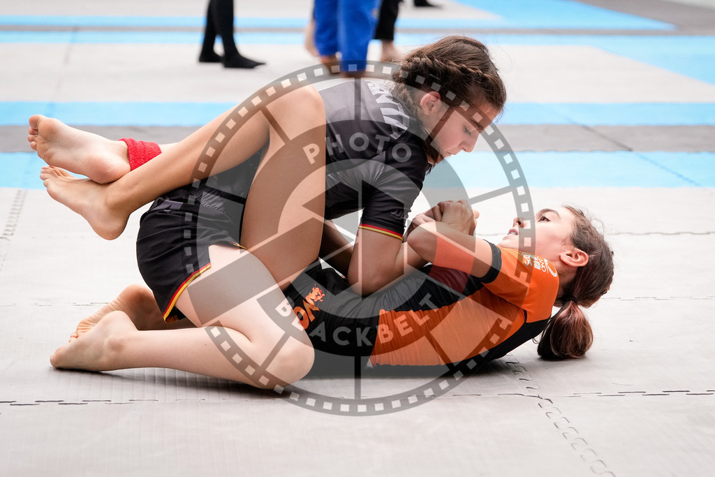 20250920PBB4209 | Athletes compete during the AJP Tour Hamburg International Jiu-Jitsu Championship, on September 20, 2025 in Hamburg, Germany. © Chiara Dazi / photoblackbelt