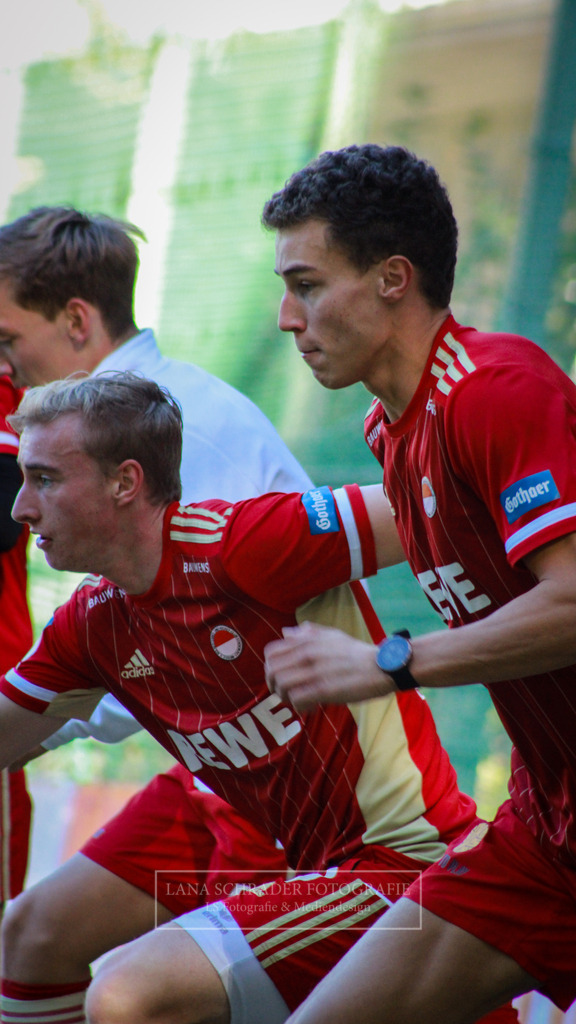 Rot - Weiß Köln - Havesterhuder THC 09.10.22-63 | lanaschraderfotografie - Realisiert mit Pictrs.com