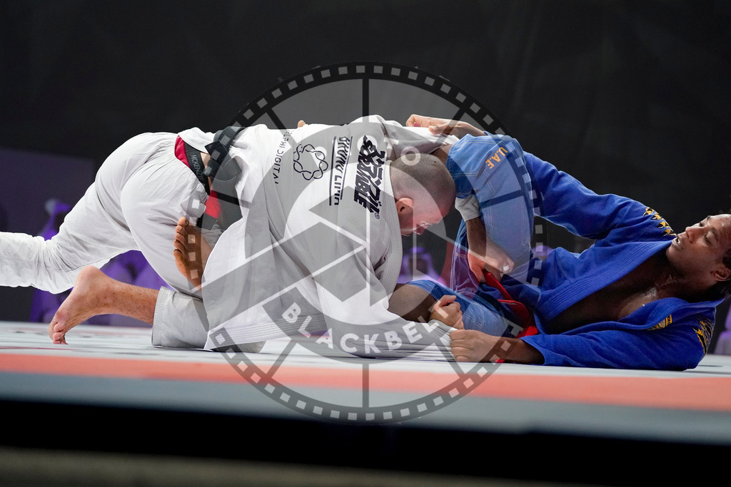 20231110PBB2520 | Fighters compete during the AJP World Professional Championship blackbelt finals in the Mubadala Arena in Abu Dhabi, Arab United Emirates, on November 10, 2023.