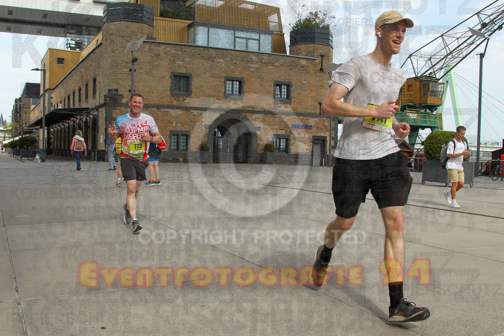 250920_1323_EV4_5379 | Sportfotografie im Rhein-Sieg Kreis, Köln, Bonn, NRW, Rheinland Pfalz, Hessen, etc. Unser Tätigkeitsfeld umfasst den Laufsport vom Volkslauf über den Marathon, Duathlon, Triathon bis zum Ultralauf wie Kölnpfad Ultra oder Schindertrail.