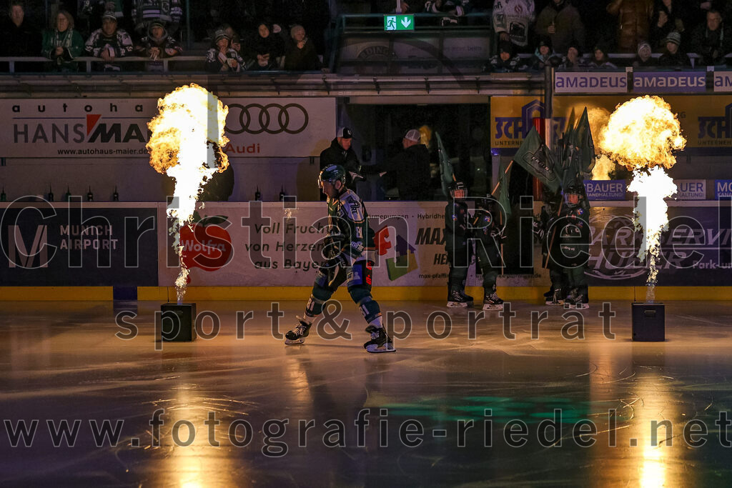 2026-01-18_036_TSV_Erding_gegen_Selber_Woelfe | Erding, Deutschland, 18.01.2026:Eishockey, Oberliga Süd 2025 / 2026, 38. Spieltag, TSV Erding gegen Selber Wölfe, Endergebnis: 2:3 n.V.Foto: Christian Riedel / fotografie-riedel.net