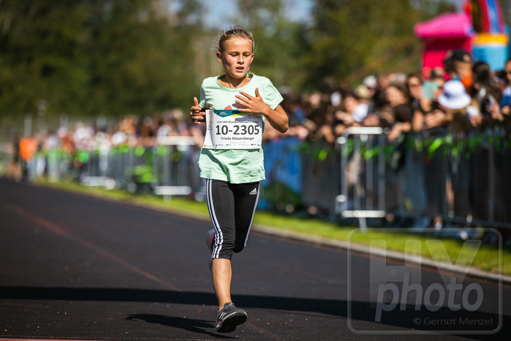 16. Hoywoj-CityLauf im Sportforum Hoyerswerda - 16.09.2023 | 1km VBH-Grundschul-Lauf 2. Klassen - Realisiert mit Pictrs.com