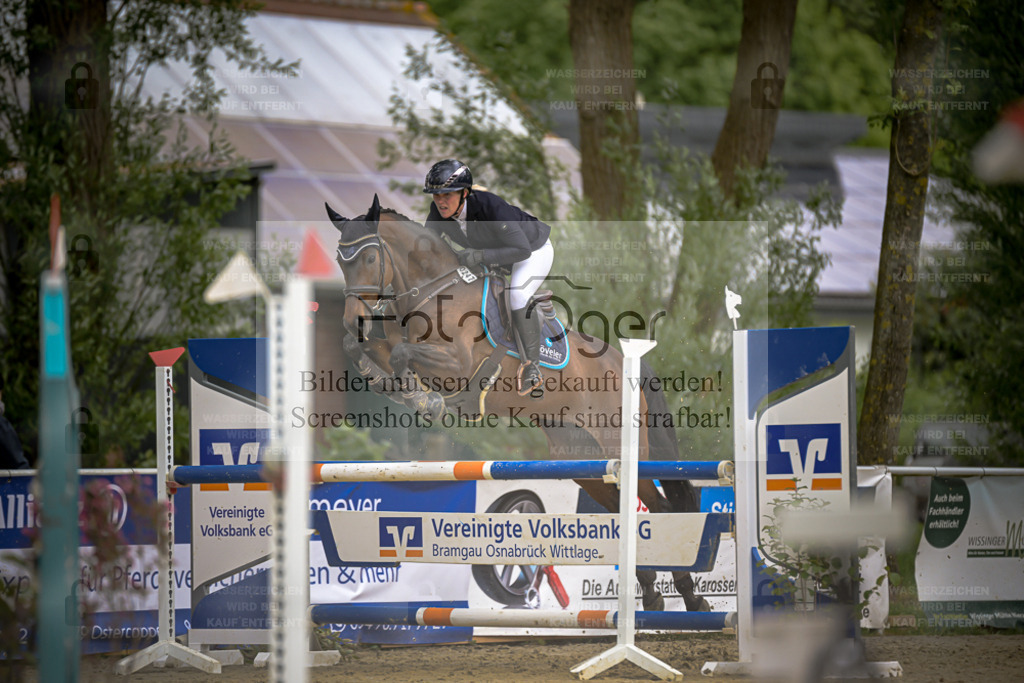 20240505-DOS_9773 | Entdecke hochwertige Reitturnierfotos von Foto Oger. Professionell, emotional und authentisch – jetzt Lieblingsmomente im Shop bestellen. - Realisiert mit Pictrs.com