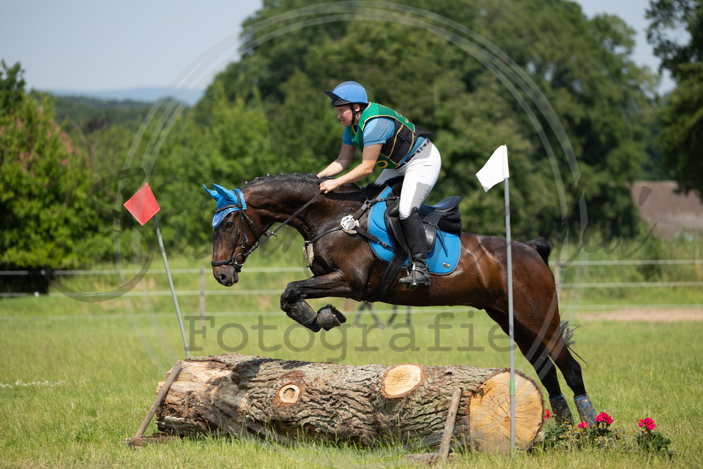 994A1326 | sabrinanicolaifotografie - Realisiert mit Pictrs.com