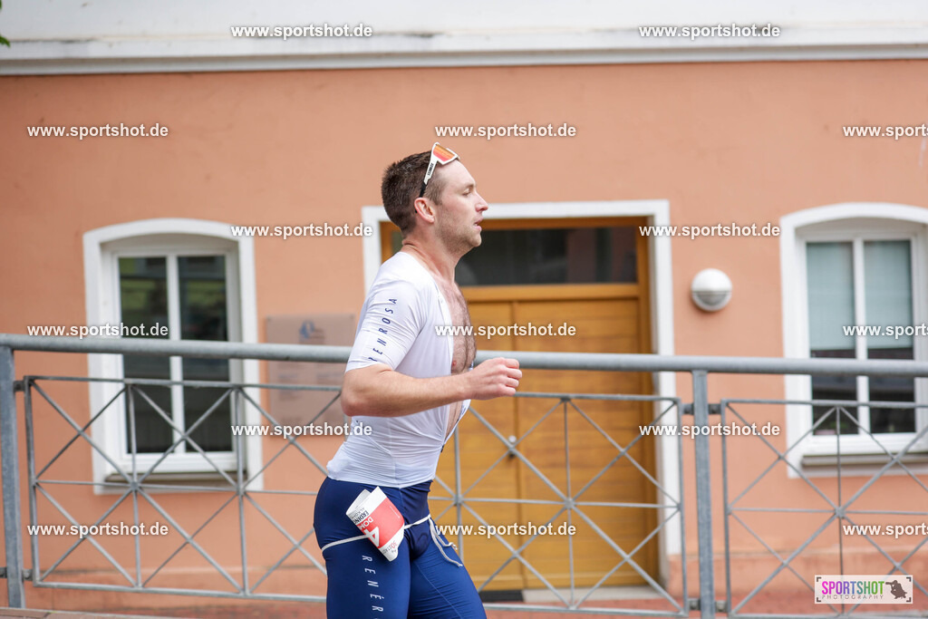 KSZ_5250 | Stadttriathlon Erding 2025. #yourpictrs #sportshot_your_pictrs @Sportshotphotography #stadttriathlonerding Copyright: www.sportshot.de