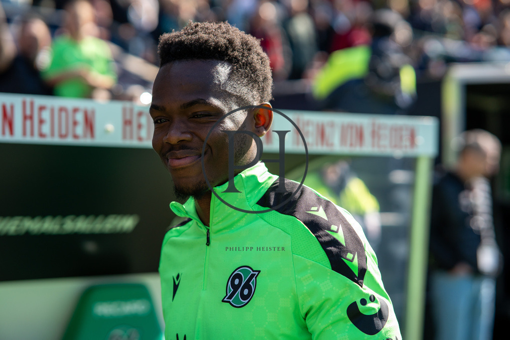 Hannover 96 vs 1. FC Magdeburg – 2. Bundesliga – 29.03.2025 | Szene aus dem 2. Bundesliga-Spiel des 27. Spieltags zwischen Hannover 96 und dem 1. FC Magdeburg am 29. März 2025 in der Heinz von Heiden Arena in Hannover. Endstand: 0:0. Fotografiert von Philipp Heist. - Realisiert mit Pictrs.com