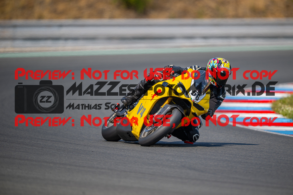 MaZZes-Fotomatrix-20260805-527582 | OPEN