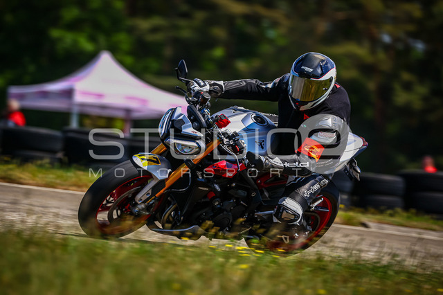 0017-260508DCB-015_17 | Deine Full-Service-Agentur für ✔️Videoproduktionen und ✔️Motorsportfotografie Jetzt Angebot anfragen!