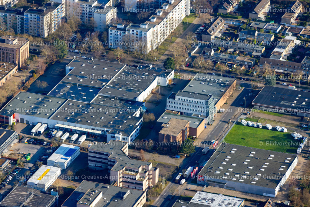 Luftbild Ratingen-8718 | Luftbild Gebäude Essemble an der Brandenburger Straße in Ratingen im Bundesland Nordrhein-Westfalen, Deutschland - Realisiert mit Pictrs.com