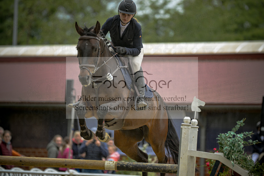 20240505-DOS_1265 | Entdecke hochwertige Reitturnierfotos von Foto Oger. Professionell, emotional und authentisch – jetzt Lieblingsmomente im Shop bestellen.Deutschlandweite Turnierfotografie. - Realisiert mit Pictrs.com